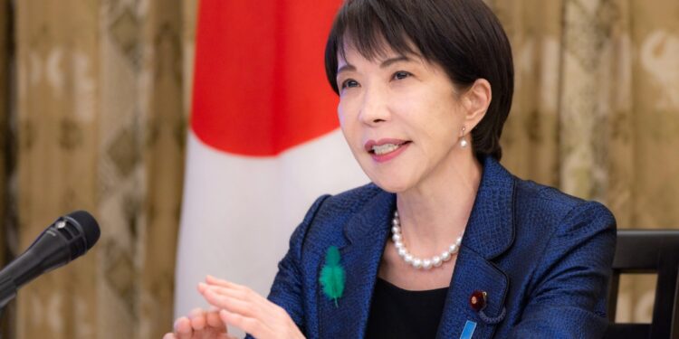 日다카이치, 야스쿠니 신사에 공물 봉납… 참배는 안 할 듯